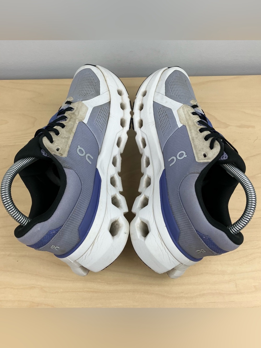 On Cloud Women’s Size 8.5 Cloudrunner 2 White Purple Athletic Running Shoes - Picture 6 of 10